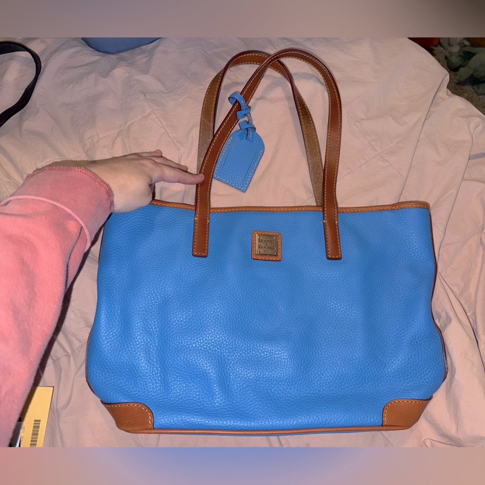 Dooney & Bourke charleston shopper